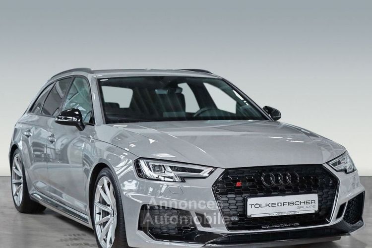 Audi RS4  / Keyless / Sièges massants / Echappement sport / Garantie 12 mois - <small></small> 69.879 € <small>TTC</small> - #1