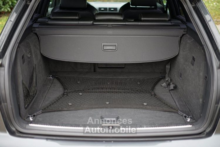 Audi RS4 AUDI RS4 AVANT V8 4.2 FSI 420 CH QUATTRO Boite Manuelle - Echappement Supersprint - TO - Bose - Audi Exclusive - Sièges Chauffants AV/AR - <small></small> 35.890 € <small>TTC</small> - #36