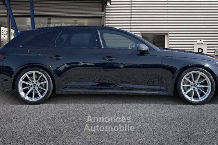 Audi RS4 Avant CERAMIC/Pano/B&O/HUD/Carbon - <small></small> 58.900 € <small>TTC</small> - #5