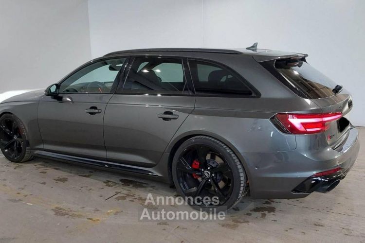 Audi RS4 AVANT Quattro J20 / PANO / B&O / ACC - <small></small> 57.550 € <small>TTC</small> - #7