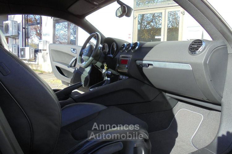 Audi TT Coupé 1.8 TFSI 160 CH S-LINE - <small></small> 15.450 € <small>TTC</small> - #16