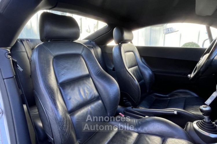 Audi TT Coupé Quattro 1.8i Tbo - 225  COUPE . - <small></small> 10.990 € <small>TTC</small> - #14