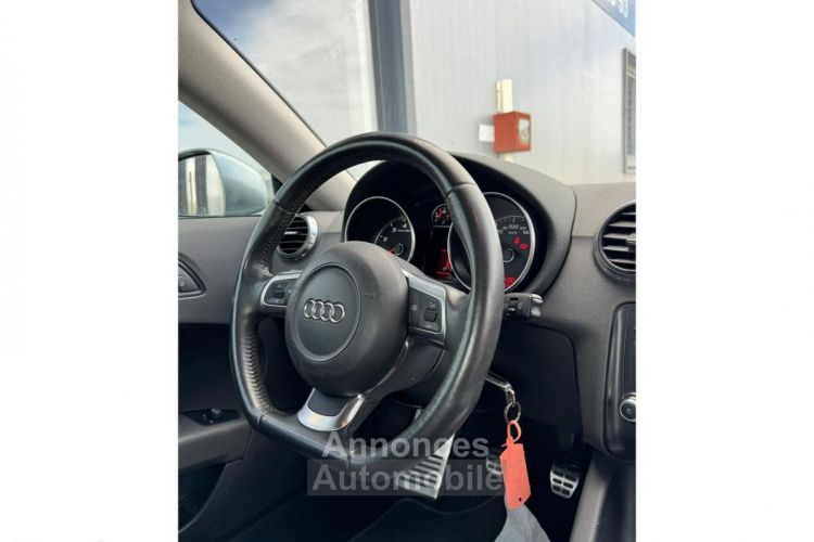 Audi TT Coupé Quattro 3.2i V6 COUPE 2007 . PHASE 1 - <small></small> 19.990 € <small>TTC</small> - #8