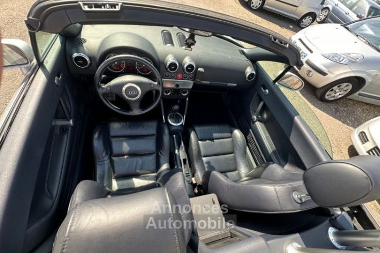 Audi TT Roadster 1.8 T 180CH TIPTRONIC - <small></small> 7.999 € <small>TTC</small> - #13