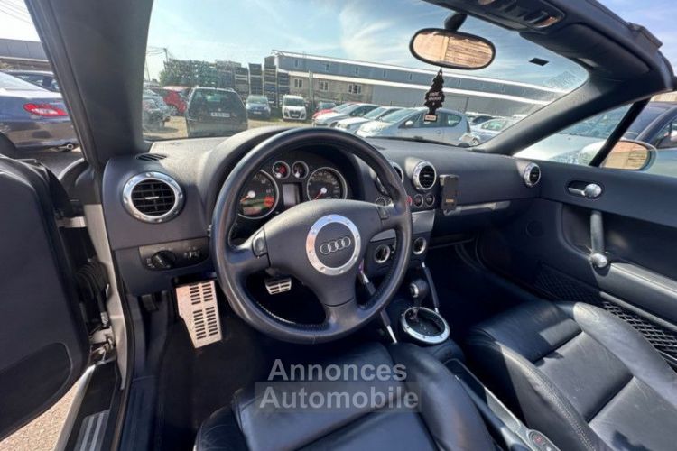 Audi TT Roadster 1.8 T 180CH TIPTRONIC - <small></small> 7.999 € <small>TTC</small> - #15