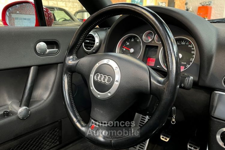 Audi TT Roadster 1.8 Turbo 180 ch Rouge Amulette Sièges chauffants Historique d’entretien État remarquable - <small></small> 10.980 € <small>TTC</small> - #8