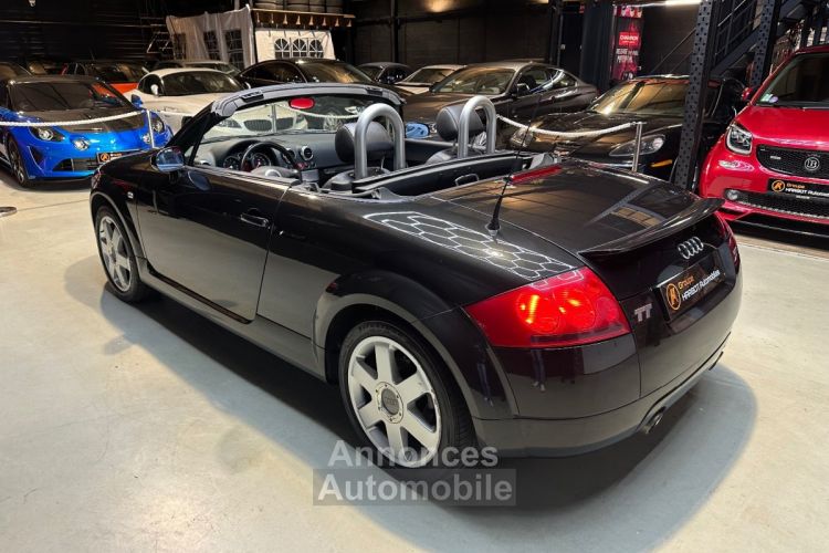 Audi TT Roadster 1.8T Quattro - <small></small> 11.990 € <small>TTC</small> - #11