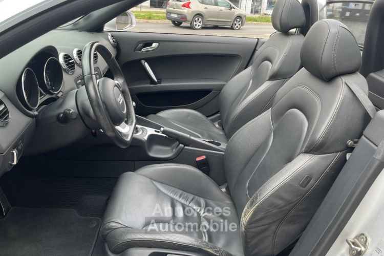 Audi TT ROADSTER 2.0 TFSI 200 ch BVM6 - INTERIEUR CUIR - CAPOTE ELECTRIQUE - <small></small> 15.990 € <small>TTC</small> - #25