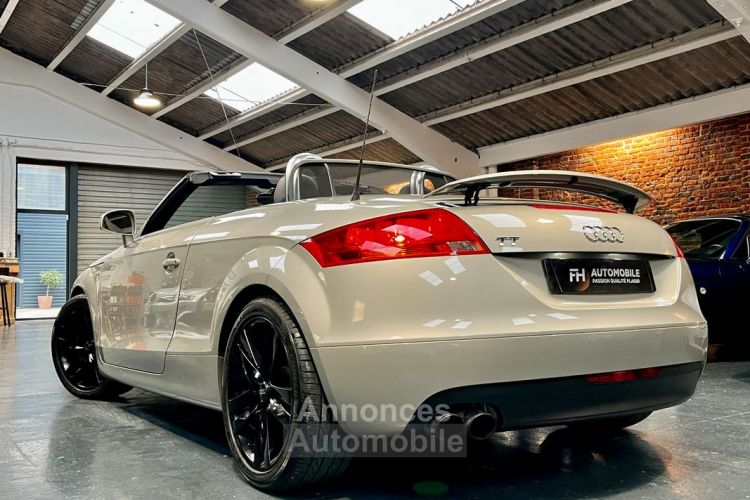 Audi TT Roadster S Line 2.0L TFSI 200 ch Carnet et historique complet État exceptionnel - <small></small> 12.980 € <small>TTC</small> - #3