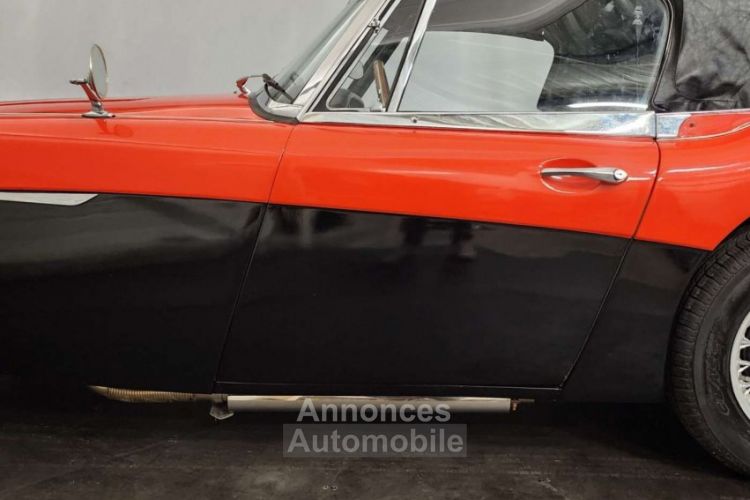 Austin Healey 3000 MK3 BJ8 - <small></small> 39.900 € <small>TTC</small> - #25