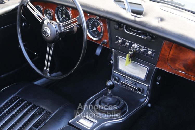 Austin Healey 3000 MKIII BJ8 3.0L inline 6 producing 148 bhp - <small></small> 65.500 € <small>TTC</small> - #22