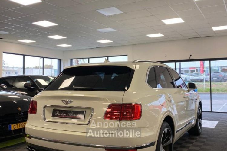 Bentley Bentayga 4.0 V8 550 CV Centenary Origine france 100 TH Toutes Options Offre de LOA / Crédit Ballon : 1.601 Euros /mois TTC - <small></small> 144.900 € <small>TTC</small> - #4