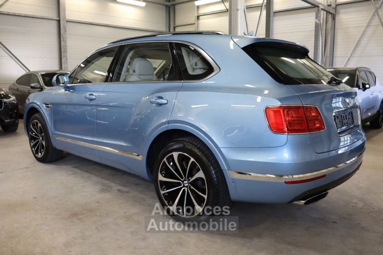 Bentley Bentayga 6.0 W12 608 ch 4WD First Edition ACC TOP 360° 1èreM Sièges AV,AR chauffants électriques , AV massants , Chauffants , Garantie 12 mois - <small></small> 145.590 € <small></small> - #8