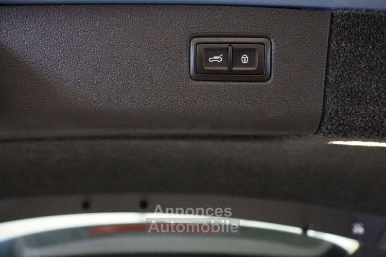 Bentley Bentayga 6.0 W12 608 ch 4WD First Edition ACC TOP 360° 1èreM Sièges AV,AR chauffants électriques , AV massants , Chauffants , Garantie 12 mois - <small></small> 145.590 € <small></small> - #9