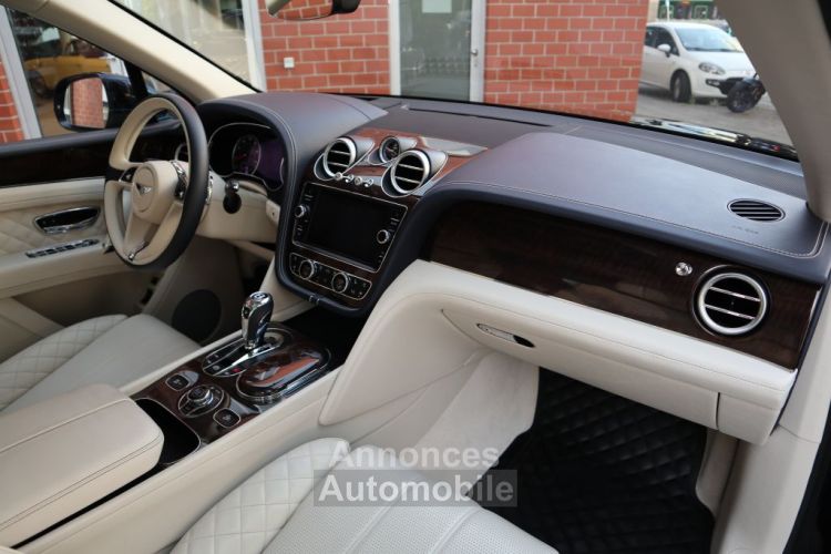 Bentley Bentayga Bentayga W12 608 *Four-Seat*Touring*City 1èreM* TVA Récup. Garantie 12 mois - <small></small> 149.790 € <small></small> - #27