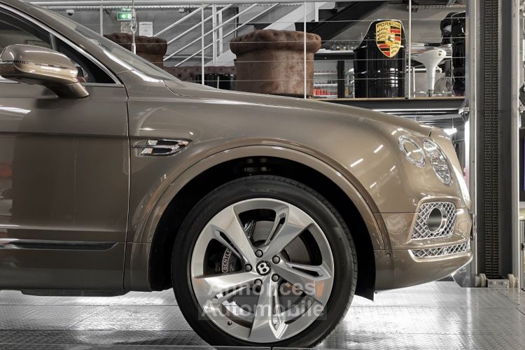 Bentley Bentayga Bentley Bentayga 5.0 W12 608 – PREMIERE MAIN - <small></small> 125.000 € <small>TTC</small> - #15
