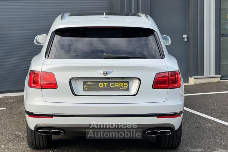 Bentley Bentayga Bentley Bentayga V8 - LOA 1634 Euros Par Mois - Toit Ouvrant Panoramique - Jantes 22 - Blanc Nacré - <small></small> 159.990 € <small>TTC</small> - #10