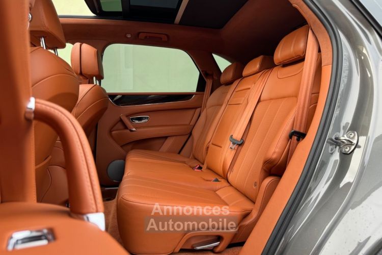 Bentley Bentayga W12 6.0 608 ch / TOP / Attelage Pivotant / Volant chauffant /Caméra 360° /Ventilation Des Sièges et massants  / Garantie 12 Mois Prémium - <small></small> 125.990 € <small></small> - #10