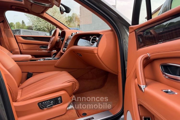 Bentley Bentayga W12 6.0 608 ch / TOP / Attelage Pivotant / Volant chauffant /Caméra 360° /Ventilation Des Sièges et massants  / Garantie 12 Mois Prémium - <small></small> 125.990 € <small></small> - #15