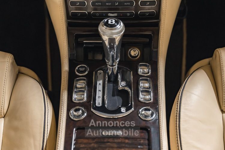 Bentley Brooklands (II) V8 6.7 537 - <small>A partir de </small>2.390 EUR <small>/ mois</small> - #37