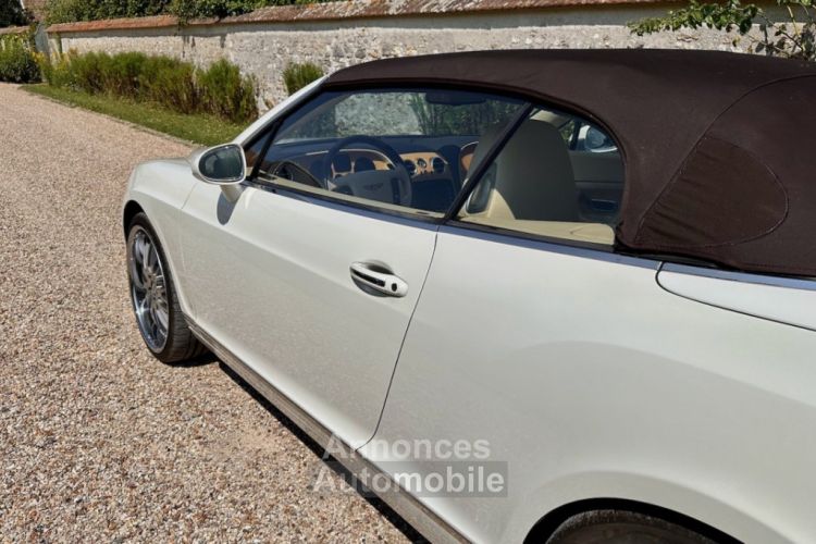 Bentley Continental GTC 2008 - <small></small> 68.000 € <small>TTC</small> - #33