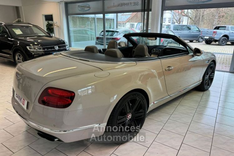 Bentley Continental GTC 4.0 V8 507 ch 4WD*ACC*Softclose* JA20* Facelift* Caméra 360° * Sièges chauffants et massants * Garantie 12 mois Prémium - <small></small> 109.990 € <small>TTC</small> - #9