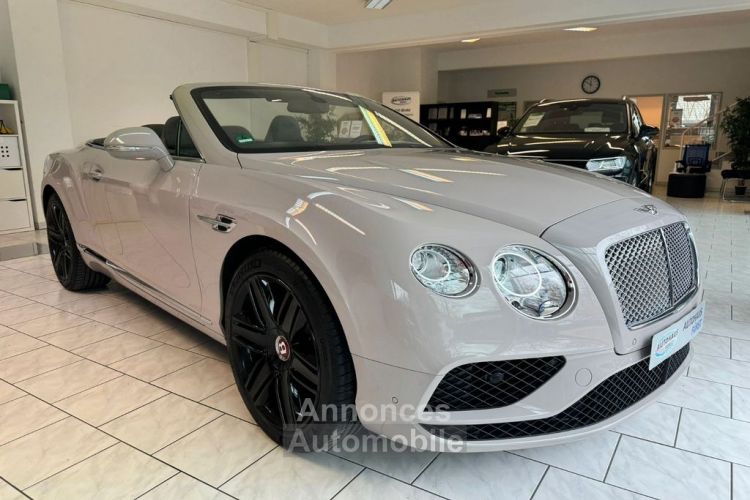 Bentley Continental GTC 4.0 V8 507 ch 4WD*ACC*Softclose* JA20* Facelift* Caméra 360° * Sièges chauffants et massants * Garantie 12 mois Prémium - <small></small> 109.990 € <small>TTC</small> - #11