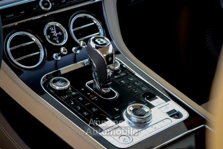 Bentley Continental GTC 4.0 V8 550ch - <small></small> 245.000 € <small>TTC</small> - #18