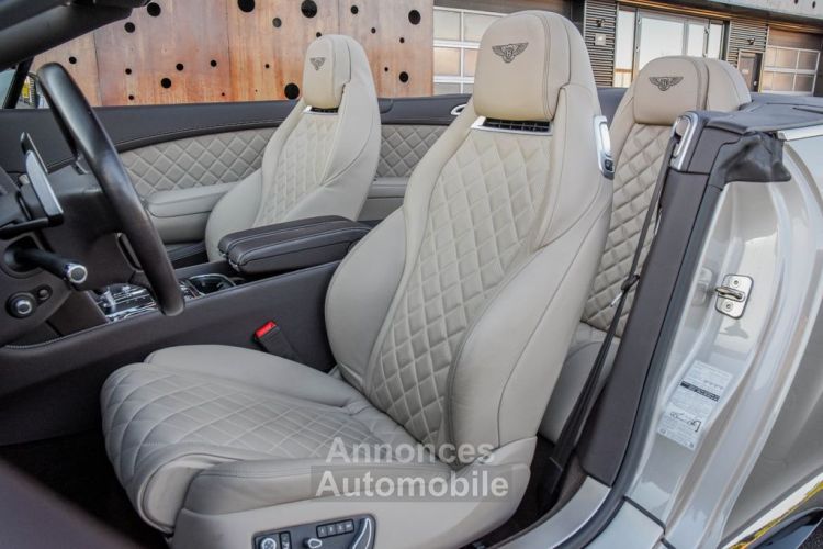 Bentley Continental GTC 4.0 V8 S 528 Ch 4WD*ACC *JA20* 1èreM* MULLINER*MASSAGE* Sièges Chauffants Massants Ventilés * Garantie 12 Mois Prémium - <small></small> 145.590 € <small>TTC</small> - #20