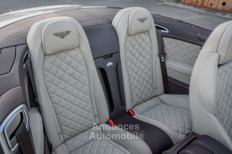 Bentley Continental GTC 4.0 V8 S 528 Ch 4WD*ACC *JA20* 1èreM* MULLINER*MASSAGE* Sièges Chauffants Massants Ventilés * Garantie 12 Mois Prémium - <small></small> 145.590 € <small>TTC</small> - #27