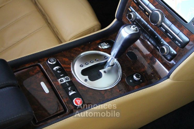 Bentley Continental GTC GTC W12 - <small>A partir de </small>690 EUR <small>/ mois</small> - #25