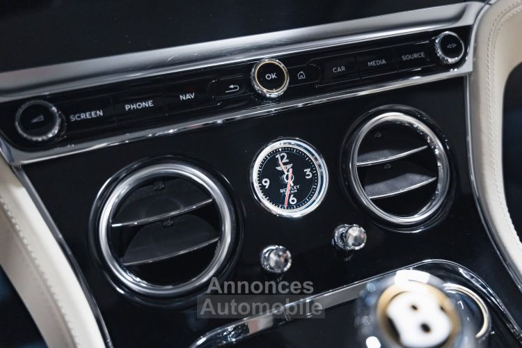 Bentley Continental GTC III W12 6.0 635ch - <small>A partir de </small>1.960 EUR <small>/ mois</small> - #40
