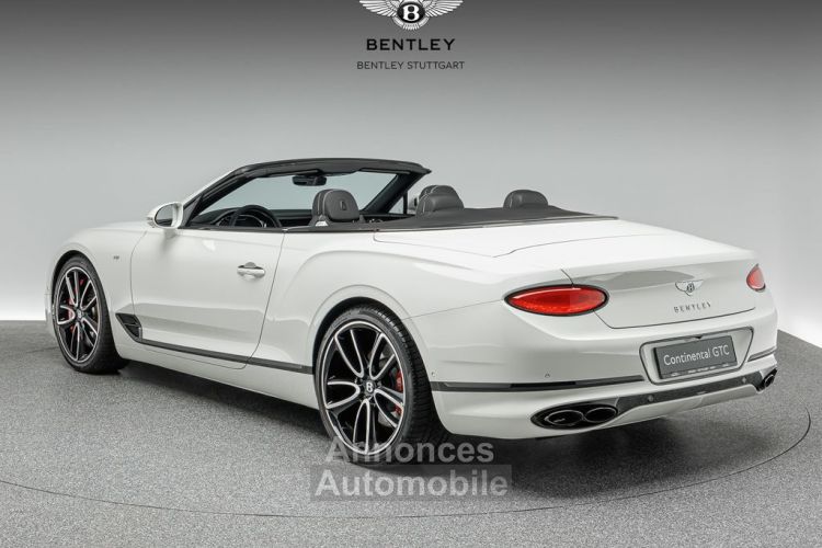 Bentley Continental GTC V8 4.0 S 549 BLACKLINE Mulliner B&O 1èreM Entretien Certified by Bentley, Blanc Glacier Sièges Massants Et Ventilés Garantie 12 Mois Prémium - <small></small> 224.990 € <small></small> - #5