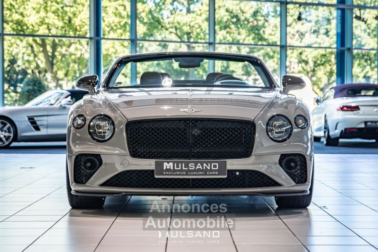 Bentley Continental GTC W12 6.0 635  AKRAPOVIC STARTECH CARBON MULLINER 360° B&O Entretien Bentley  Sièges Massants Et Ventilés Garantie 12 Mois Prémium - <small></small> 227.990 € <small>TTC</small> - #8