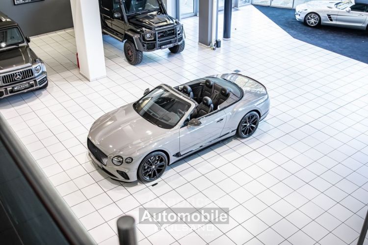 Bentley Continental GTC W12 6.0 635  AKRAPOVIC STARTECH CARBON MULLINER 360° B&O Entretien Bentley  Sièges Massants Et Ventilés Garantie 12 Mois Prémium - <small></small> 227.990 € <small>TTC</small> - #9