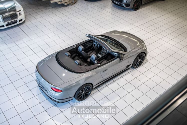 Bentley Continental GTC W12 6.0 635  AKRAPOVIC STARTECH CARBON MULLINER 360° B&O Entretien Bentley  Sièges Massants Et Ventilés Garantie 12 Mois Prémium - <small></small> 227.990 € <small>TTC</small> - #29