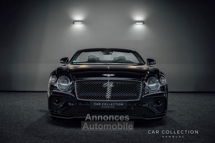 Bentley Continental GTC W12 6.0 635 1èreM  No. 1 Edition | 1 of 100  BY MULLINER Noire Beluga 360° Entretien Bentley  Sièges Massants Et Ventilés Garantie 12 Mois Prémium - <small></small> 219.990 € <small>TTC</small> - #4