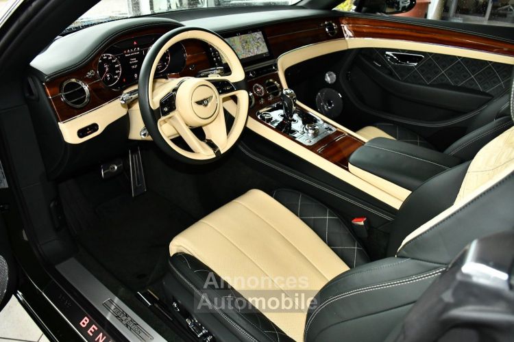 Bentley Continental GTC W12 First Edition 635ch Affichage tête haute Vision nocturne Garantie - <small></small> 222.000 € <small>TTC</small> - #12