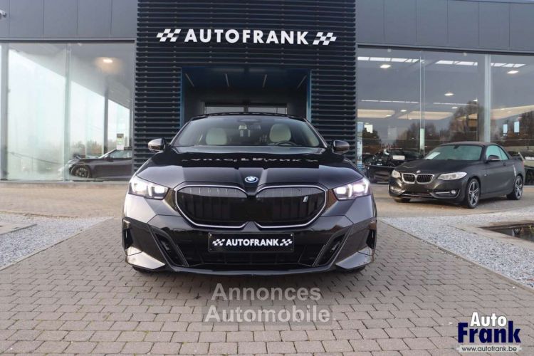 BMW i5 40- M-SPORT TREKHK PANO B&W DRIV PRO 20 - <small></small> 67.950 € <small>TTC</small> - #2