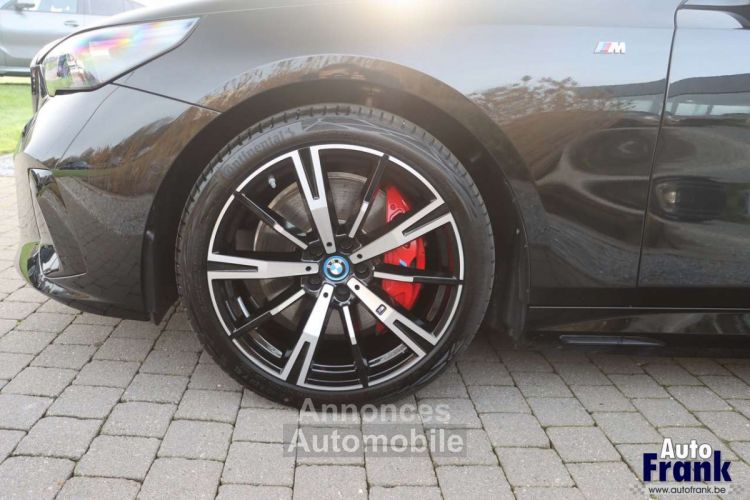 BMW i5 40- M-SPORT TREKHK PANO B&W DRIV PRO 20 - <small></small> 67.950 € <small>TTC</small> - #4