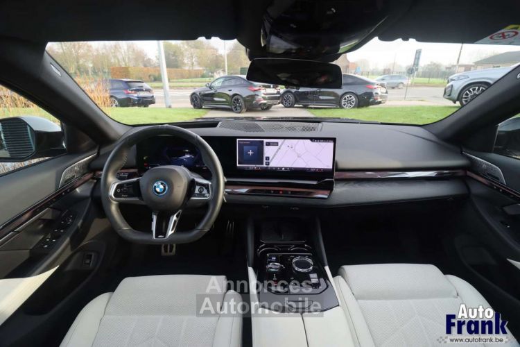 BMW i5 40- M-SPORT TREKHK PANO B&W DRIV PRO 20 - <small></small> 67.950 € <small>TTC</small> - #29