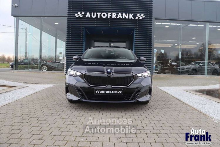 BMW i5 40 M-SPORT PANO 360CAM DRIV+PARK PRO H&K - <small></small> 64.950 € <small>TTC</small> - #2