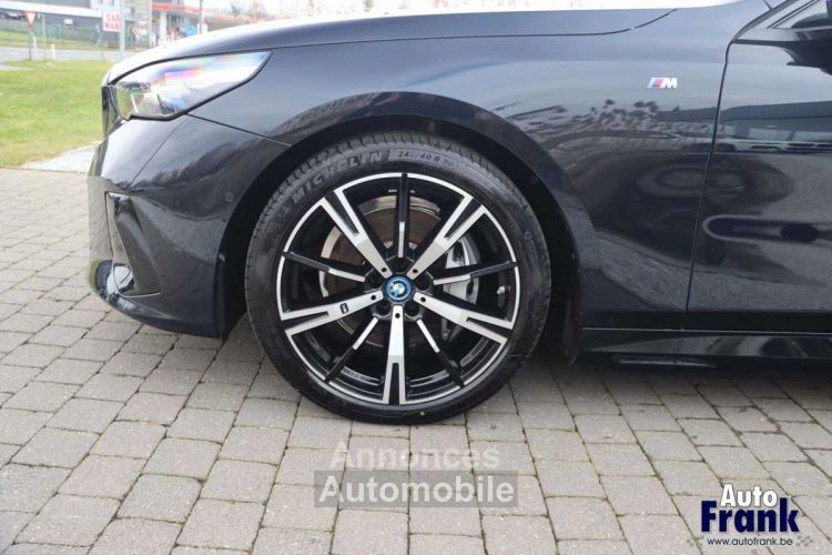 BMW i5 40 M-SPORT PANO 360CAM DRIV+PARK PRO H&K - <small></small> 64.950 € <small>TTC</small> - #4