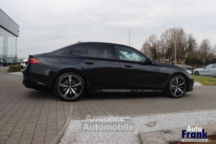 BMW i5 40 M-SPORT PANO 360CAM DRIV+PARK PRO H&K - <small></small> 64.950 € <small>TTC</small> - #8