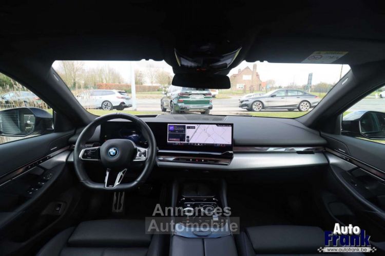 BMW i5 40 M-SPORT PANO 360CAM DRIV+PARK PRO H&K - <small></small> 64.950 € <small>TTC</small> - #27