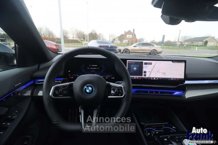 BMW i5 40 M-SPORT PANO 360CAM TREKHK COMFRTZETL - <small></small> 79.950 € <small>TTC</small> - #29