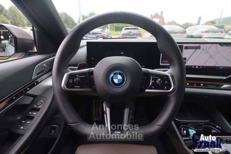 BMW i5 40 M-SPORT-PRO TREKHK DRIV+PARK PRO CARBON - <small></small> 71.950 € <small>TTC</small> - #31