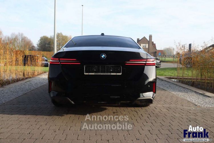 BMW i5 40 M-SPORT TREKHK H&K CAM STUURVRW 19 - <small></small> 61.950 € <small>TTC</small> - #6