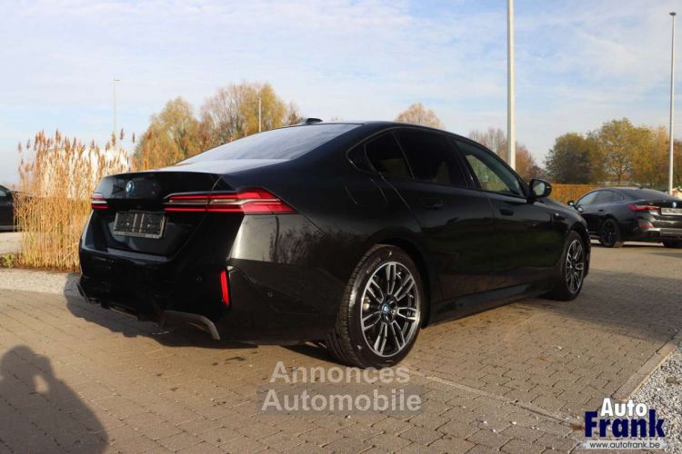 BMW i5 40 M-SPORT TREKHK H&K CAM STUURVRW 19 - <small></small> 61.950 € <small>TTC</small> - #7