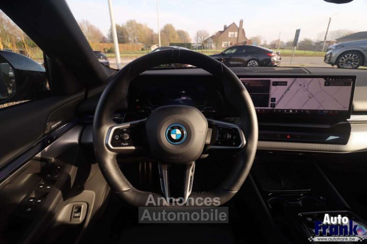 BMW i5 40 M-SPORT TREKHK H&K CAM STUURVRW 19 - <small></small> 61.950 € <small>TTC</small> - #27